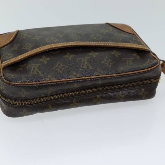 LOUIS VUITTON Monogram Trocadero 27 Shoulder Bag M51274 LV Auth 72743 - Picture 6 of 16